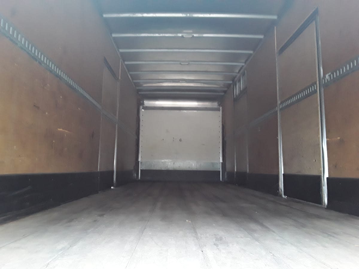 Used 2017 Freightliner M2 106 - photo 10
