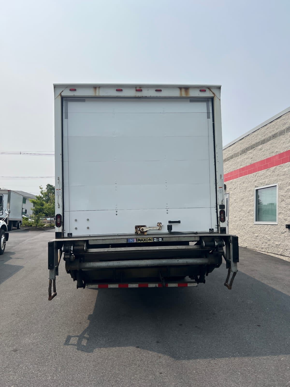Used 2017 Freightliner M2 106 - photo 7
