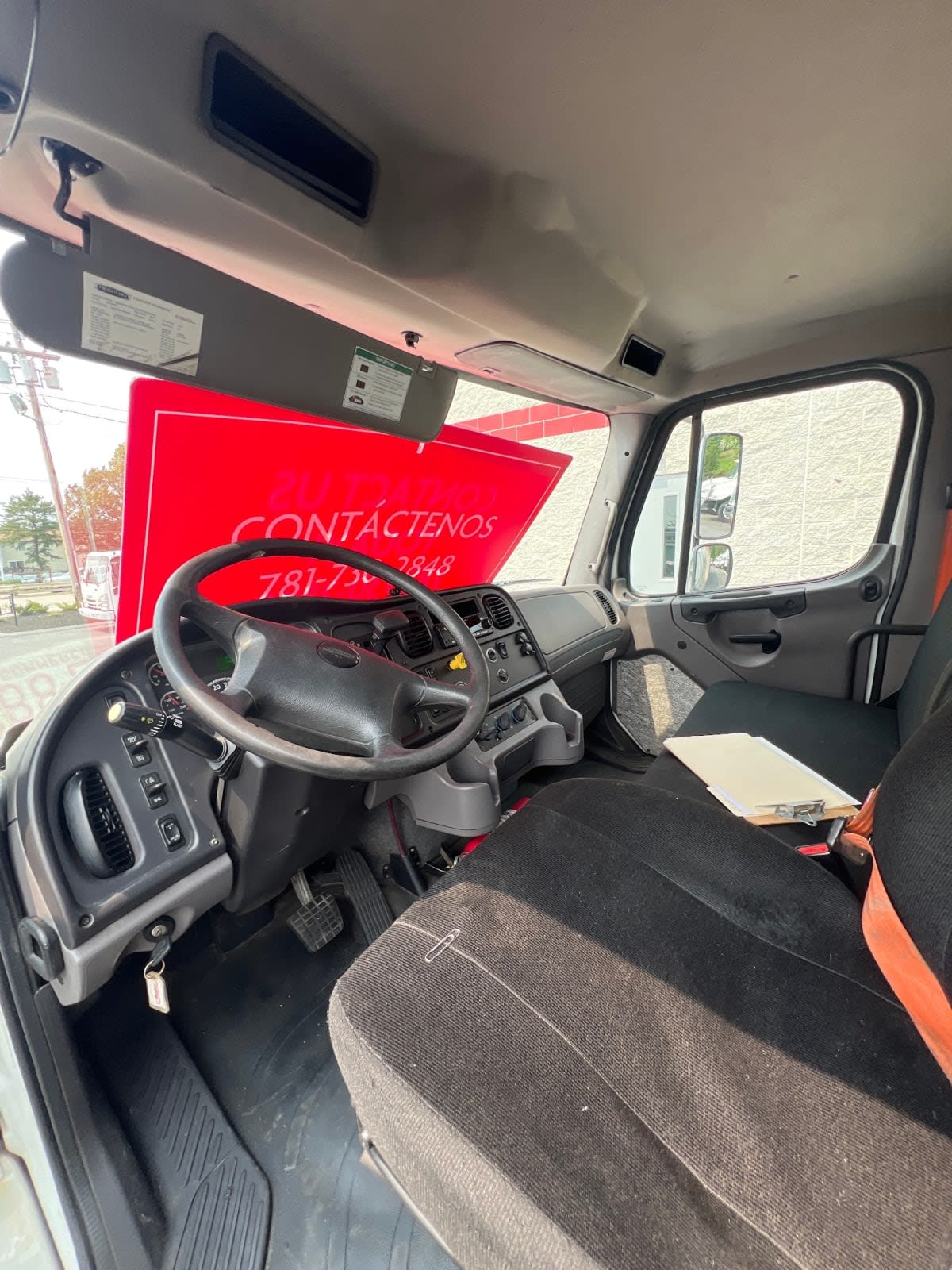 Used 2017 Freightliner M2 106 - photo 9
