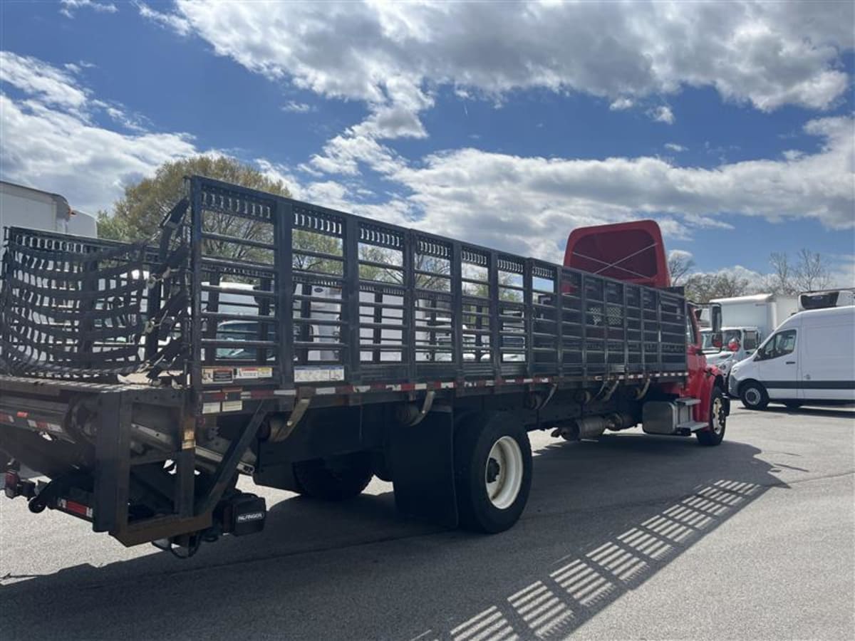 Used 2017 Freightliner M2 106 - photo 6