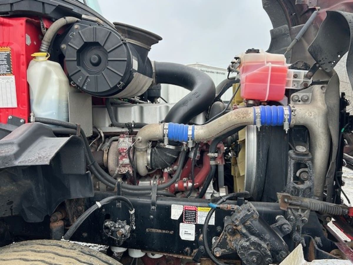 Used 2017 Mack GU813 - photo 11
