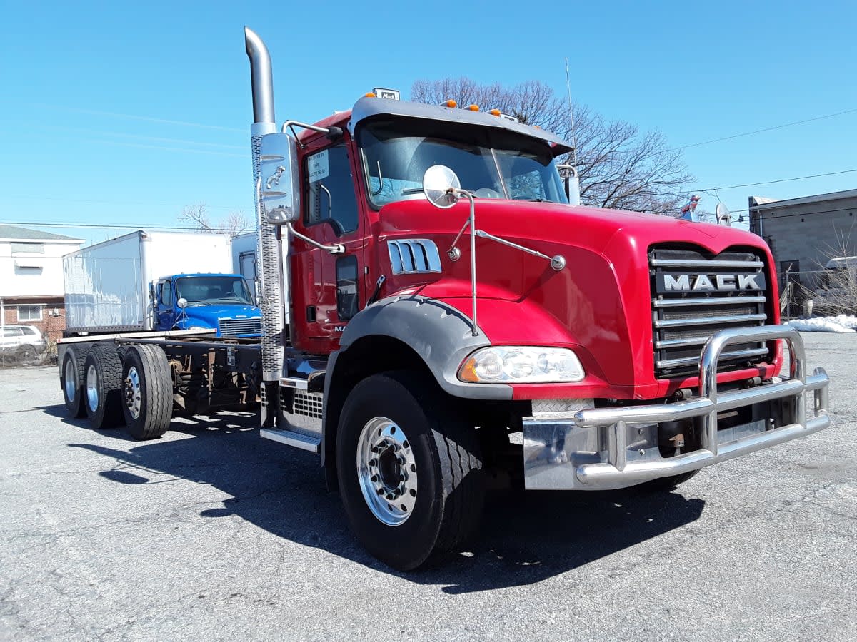Used 2018 Mack GU813 - photo 5