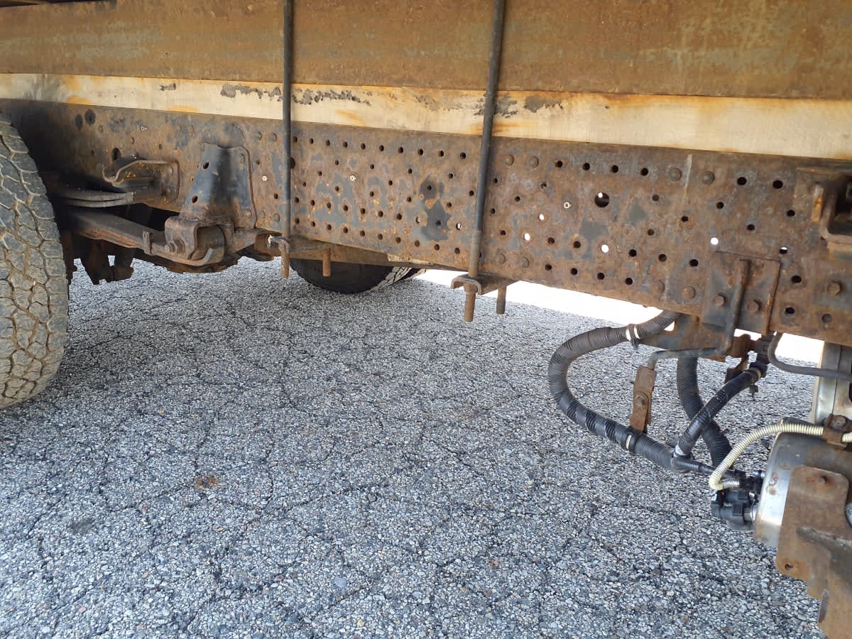 Used 2018 Isuzu NPR-HD - photo 17
