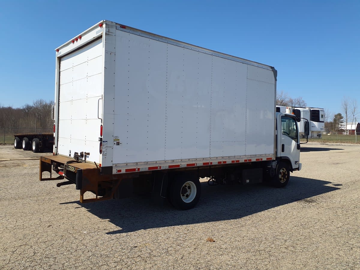 Used 2018 Isuzu NPR-HD - photo 6