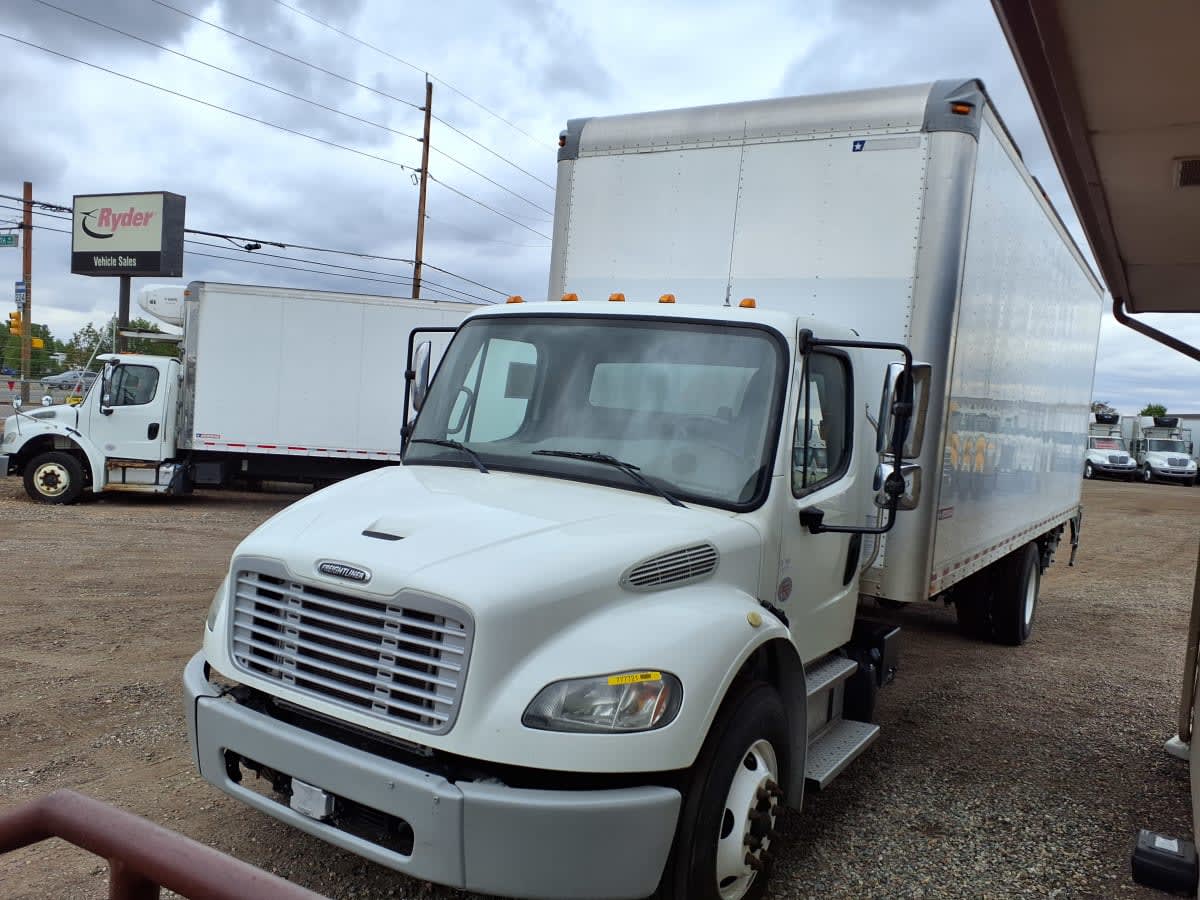 Used 2018 Freightliner M2 106 - photo 1