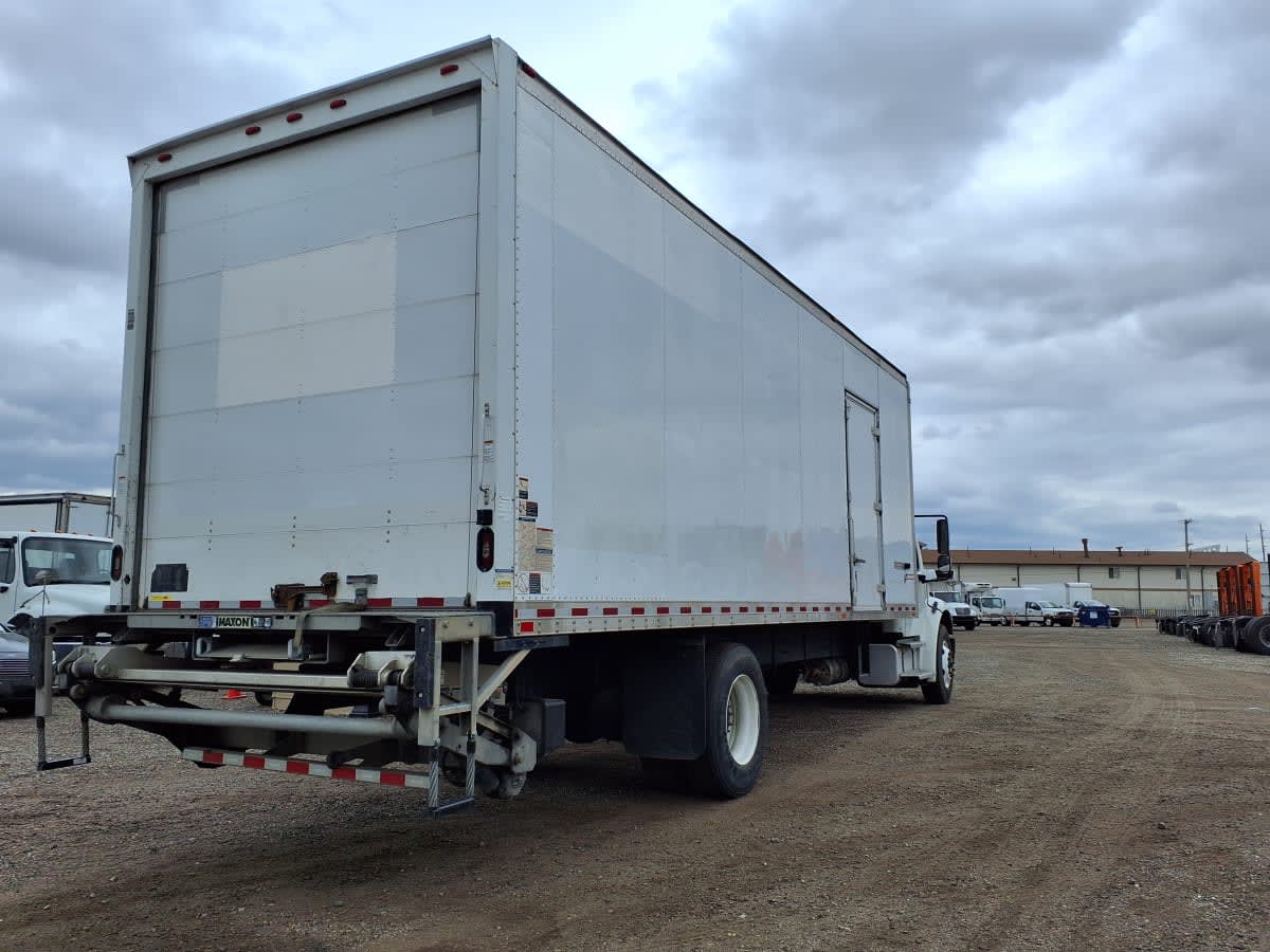 Used 2018 Freightliner M2 106 - photo 6