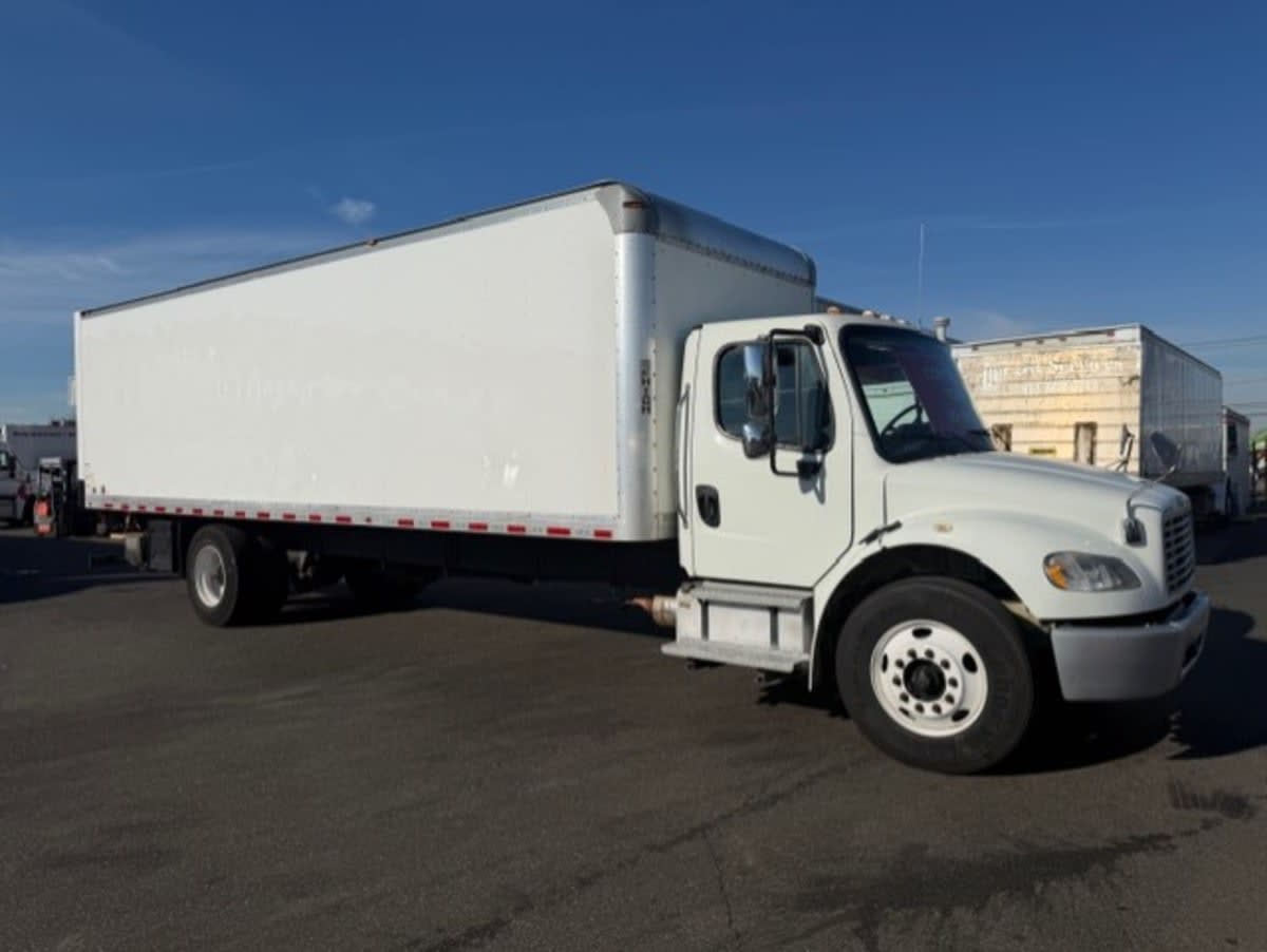 Used 2019 Freightliner M2 106 - photo 5