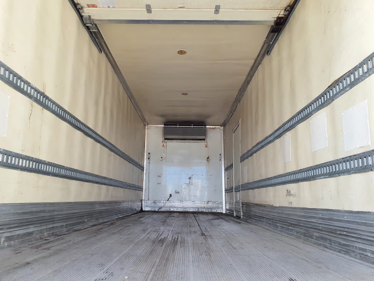 Used 2019 Freightliner M2 106 - photo 11