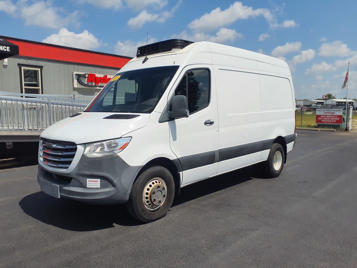 Used 2019 Freightliner Sprinter 3500 - photo 1