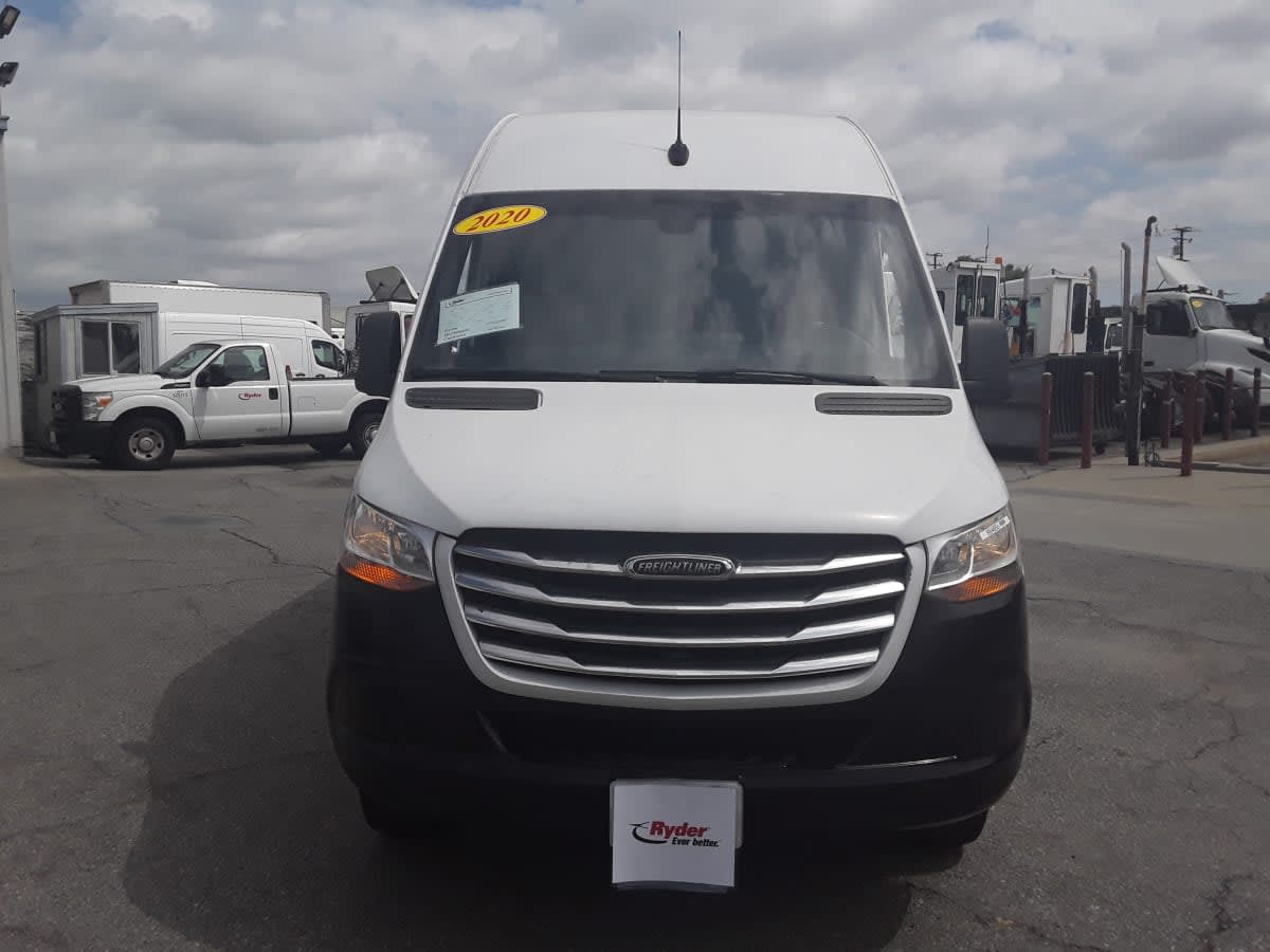 Used 2020 Freightliner Sprinter 3500 - photo 2