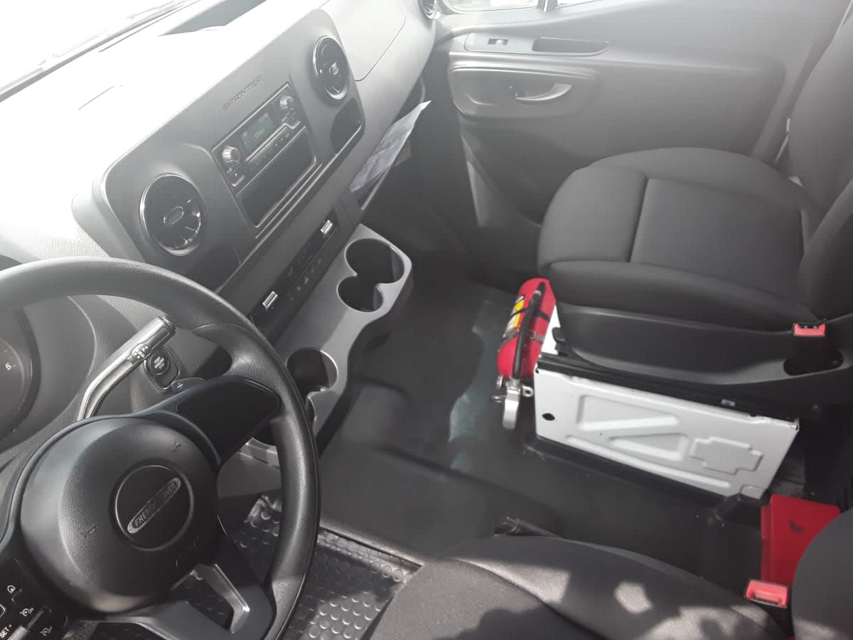 Used 2020 Freightliner Sprinter 3500 - photo 9