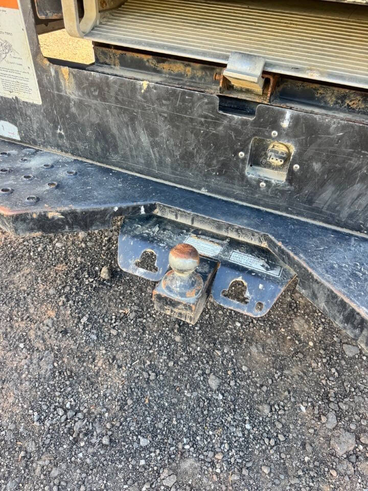 Used 2016 Ford E-350 - photo 22