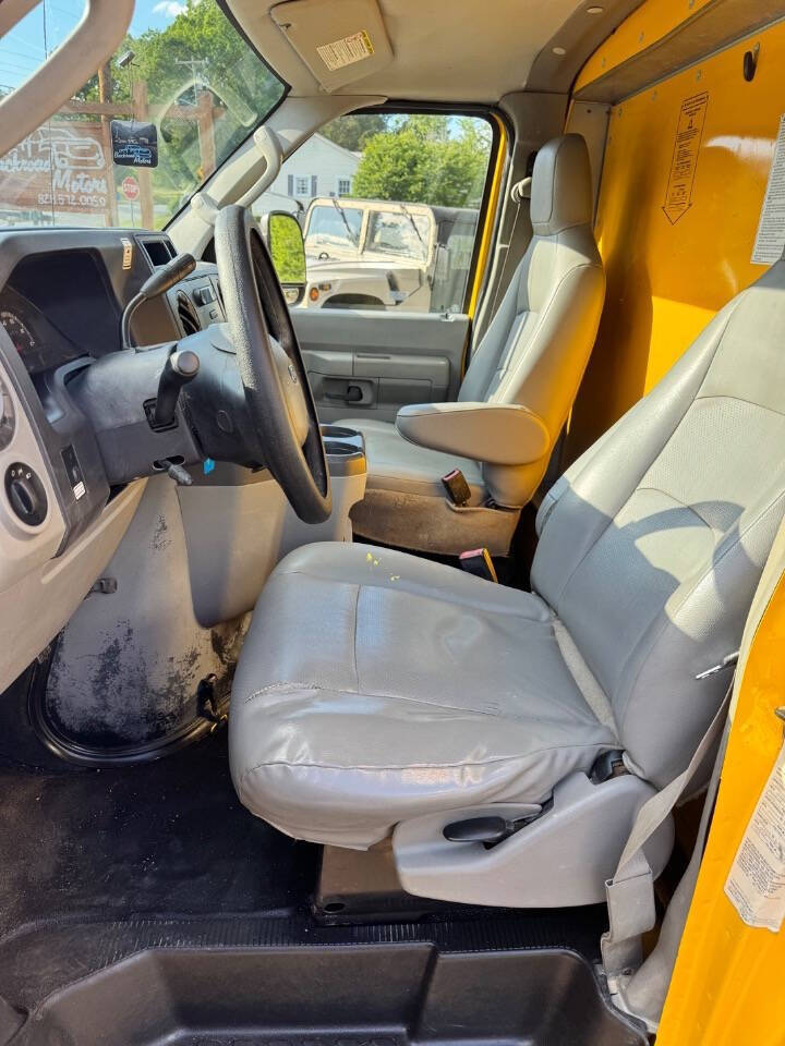 Used 2016 Ford E-350 - photo 11