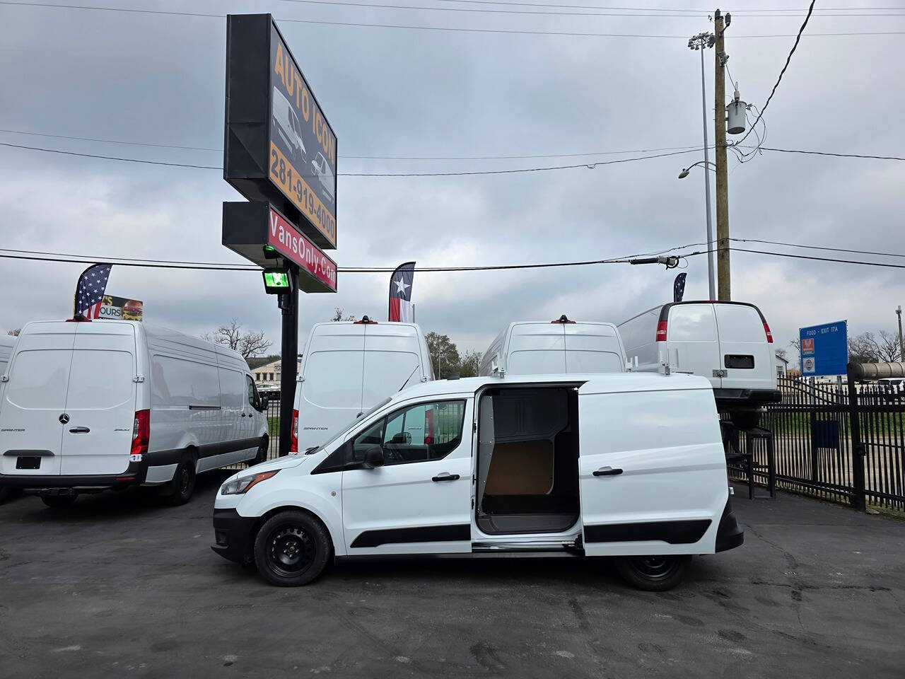 Used 2022 Ford Transit Connect - photo 9