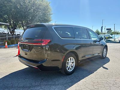 2023 Chrysler Pacifica FWD Minivan for sale #P15143 - photo 2