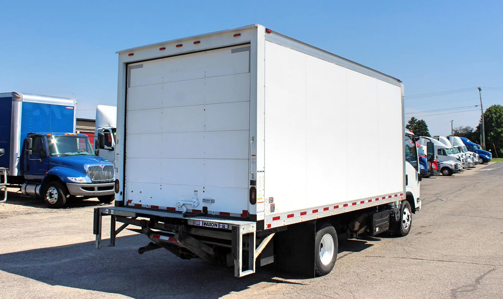 Used 2019 Isuzu NPR-HD - photo 2