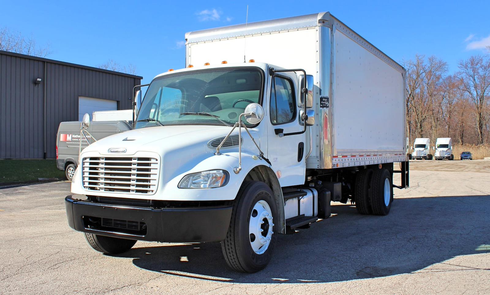 Used 2019 Freightliner M2 106 - photo 1