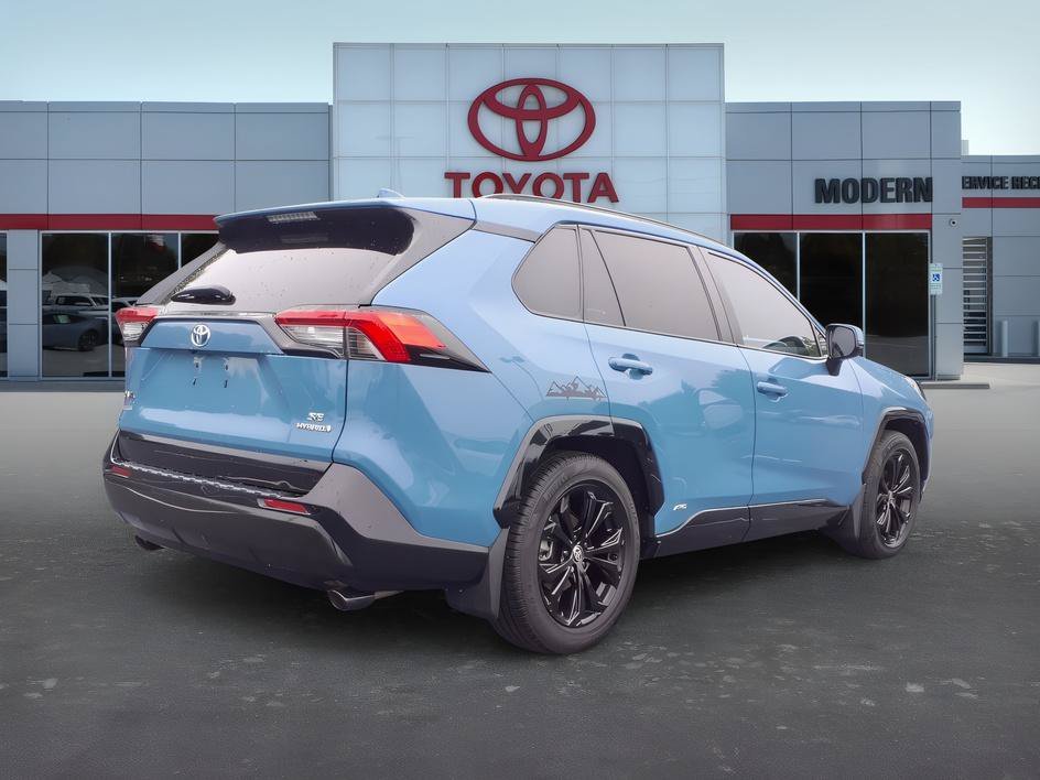 Used 2022 Toyota RAV4 - photo 2