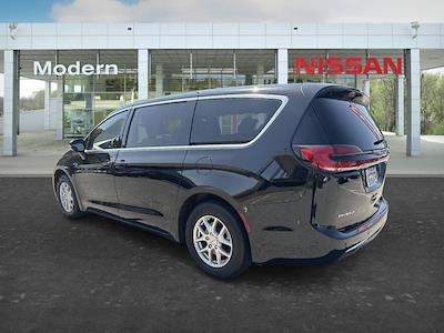 2025 Chrysler Pacifica FWD Minivan for sale #2PE5240 - photo 2
