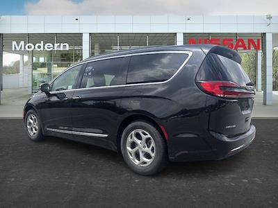 2023 Chrysler Pacifica FWD Minivan for sale #2PE5241 - photo 2