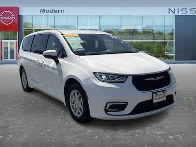 2023 Chrysler Pacifica FWD Minivan for sale #3PE5093 - photo 1