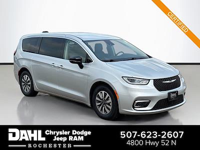 2024 Chrysler Pacifica FWD Minivan for sale #4P2467 - photo 1