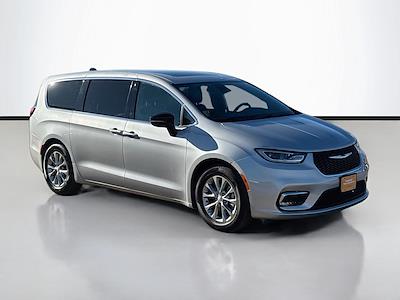 2026 Chrysler Pacifica FWD Minivan for sale #NP0046 - photo 1