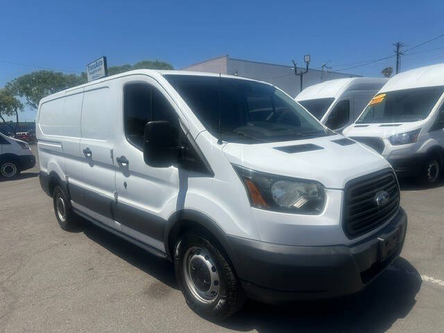 Used 2017 Ford Transit 150 - photo 2