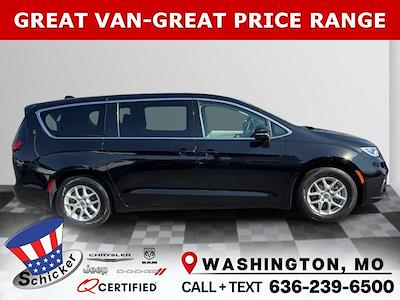 2024 Chrysler Pacifica FWD Minivan for sale #P7700 - photo 1