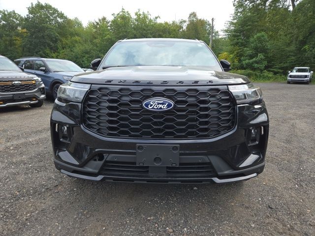 New 2027 Ford Explorer - photo 2