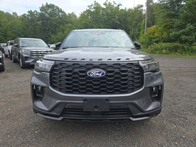 New 2027 Ford Explorer - photo 2