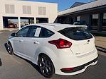 2018 Ford Focus FWD Hatchback for sale #26F56A - photo 2