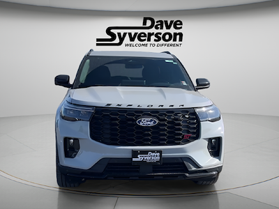 2027 Ford Explorer 4WD SUV for sale #46387 - photo 2