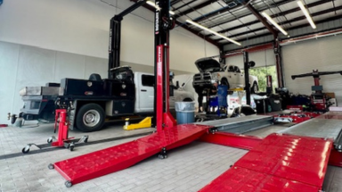 Dayton Andrews CDJR Commercial Heavy Duty service bays in Clearwater, FL.