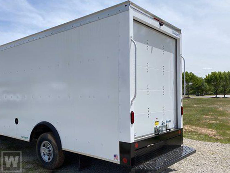 New 2025 GMC Savana 3500 - photo 2
