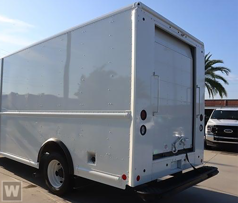 New 2024 Ford E-350 - photo 2