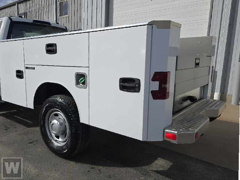 New 2026 Ford F-450 - photo 2