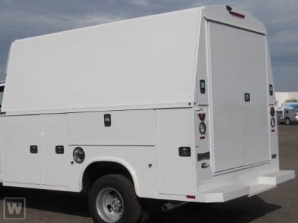 New 2026 Chevrolet Express 3500 - photo 2