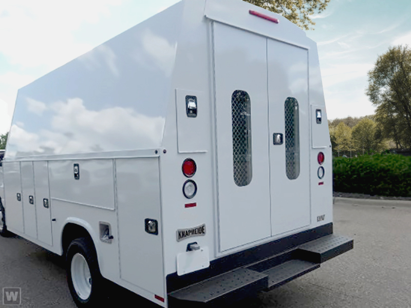 New 2027 Ford E-450 - photo 2