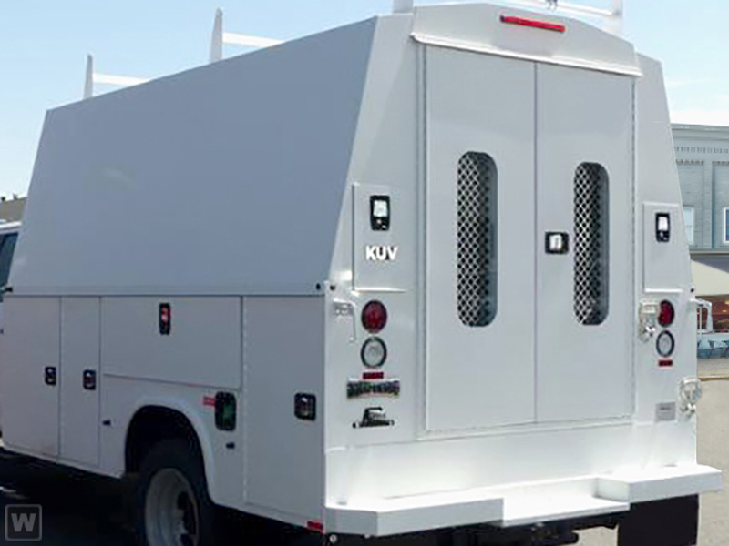 New 2026 Ford F-450 - photo 2