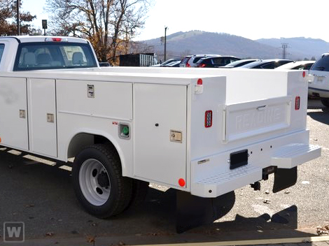 New 2026 Ford F-450 - photo 2