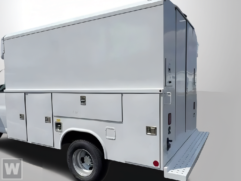 New 2025 Chevrolet Express 3500 - photo 2