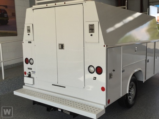 New 2026 Chevrolet Express 3500 - photo 2