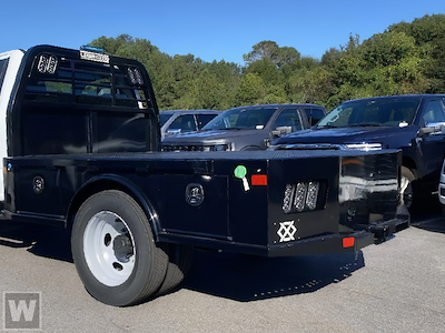 New 2026 Ford F-350 Crew Cab Flatbed Truck for sale #T268162 - photo 1
