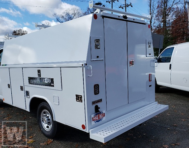 New 2024 Chevrolet Express 3500 1WT Regular Cab RWD 11' Reading Service Utility Van for sale #24C1005 - photo 1