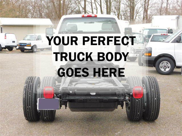 New 2023 Chevrolet Silverado 5500 Work Truck Regular Cab RWD Cab Chassis - photo 2