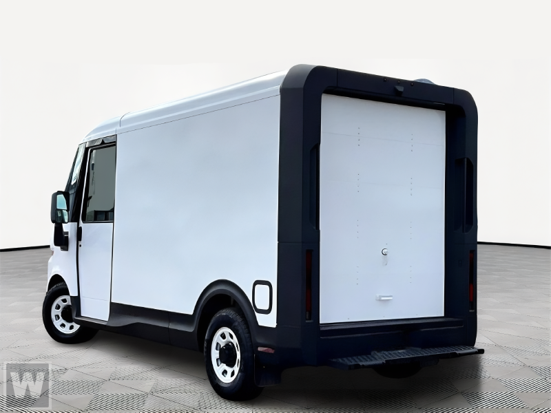 New 2025 Chevrolet BrightDrop 400 - photo 2