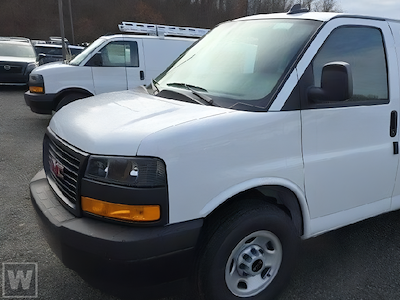 New 2025 GMC Savana 3500 17' Bay Bridge Box Van with Walkramp for sale #25WG58 - photo 1