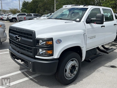 2022 Chevrolet Silverado 5500 Crew Cab DRW 4WD Knapheide Flatbed Truck for sale #22959 - photo 1