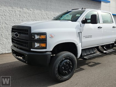 2023 Chevrolet Silverado 5500 Crew Cab DRW 4x4, Parkhurst Toughline Flatbed Truck for sale #56883 - photo 1